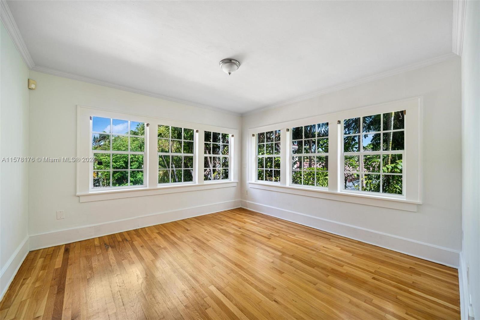 4342 Sheridan Ave # 8