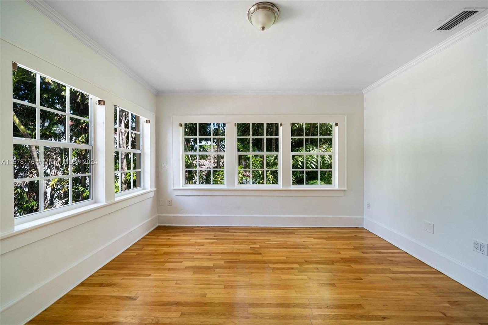 4342 Sheridan Ave # 8