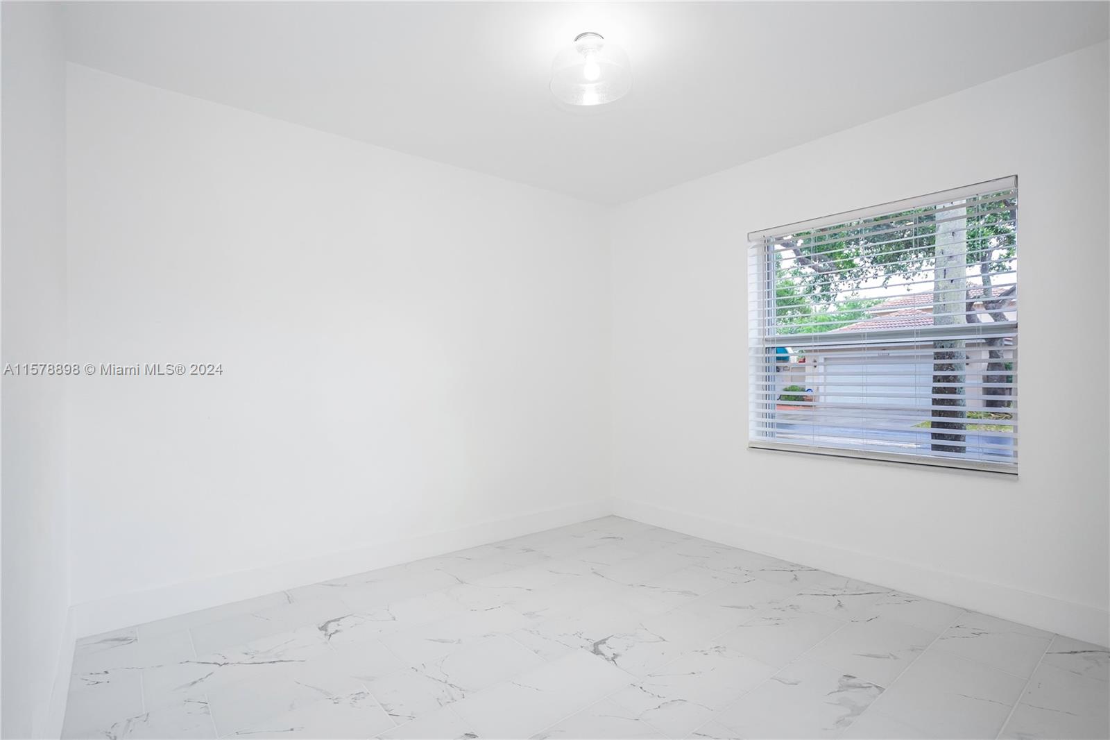 1494 SW 151st Ave