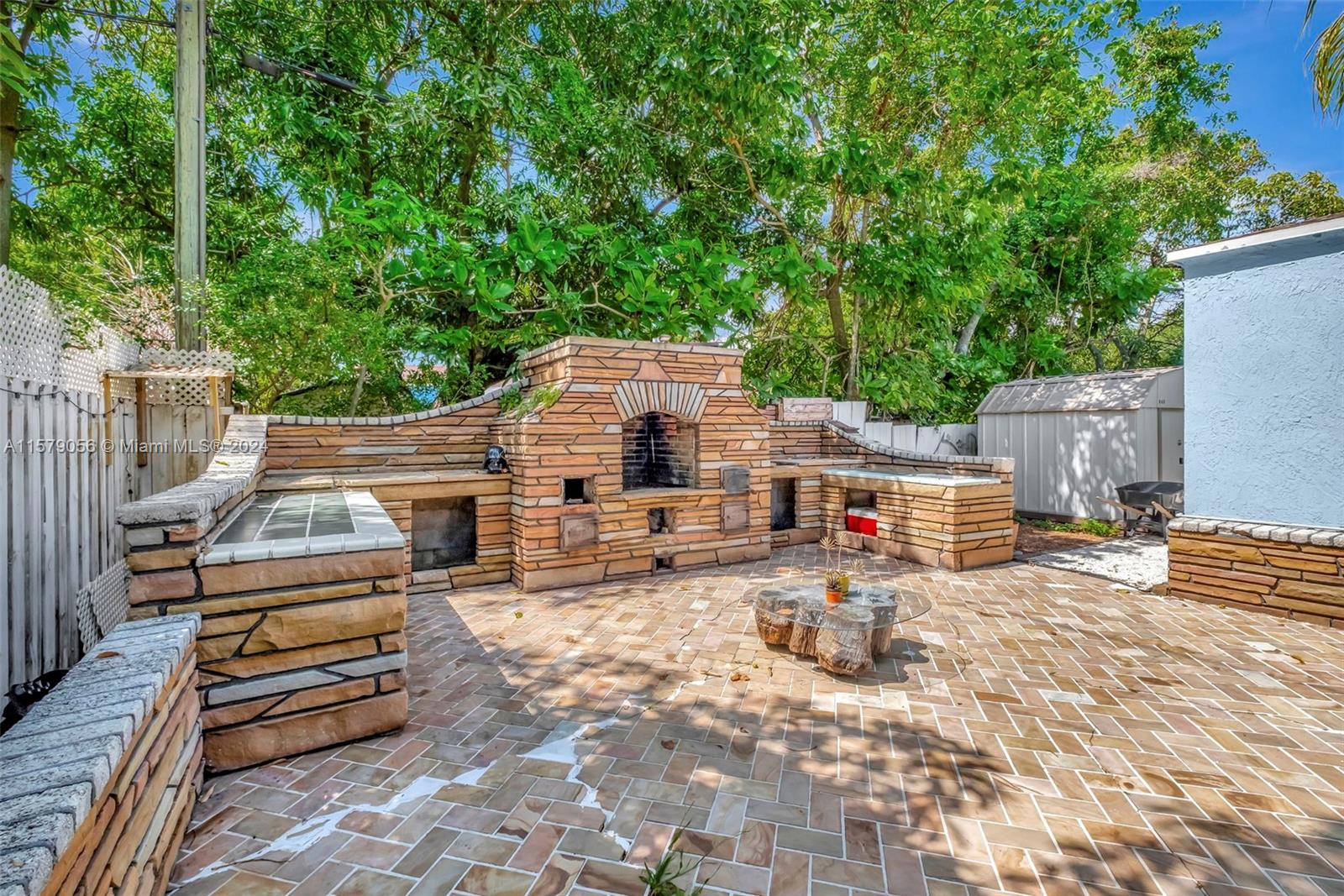 1030 NW 43rd St