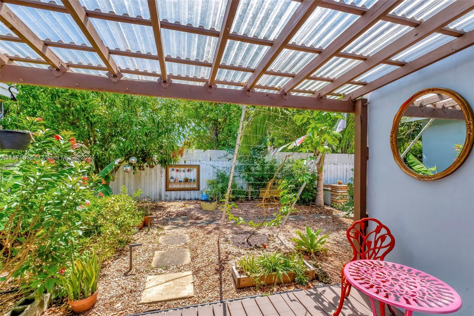 1030 NW 43rd St