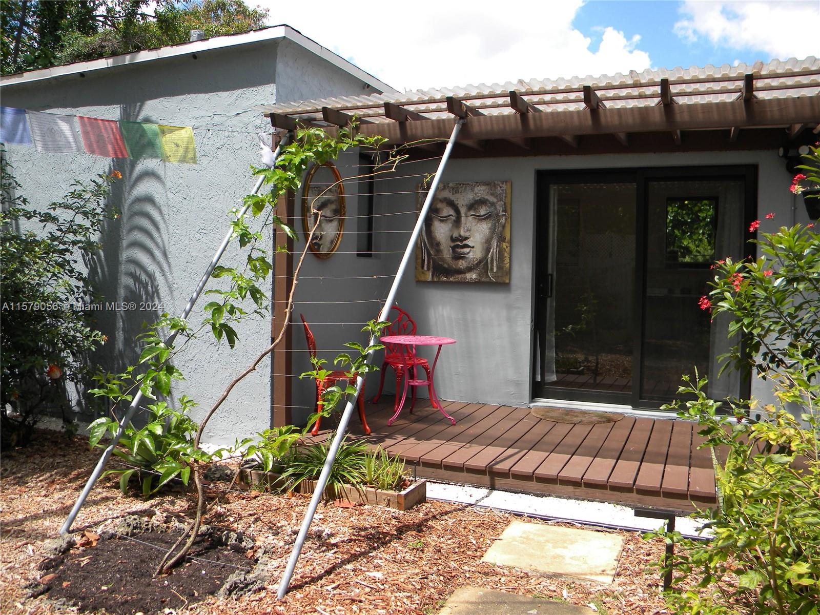 1030 NW 43rd St