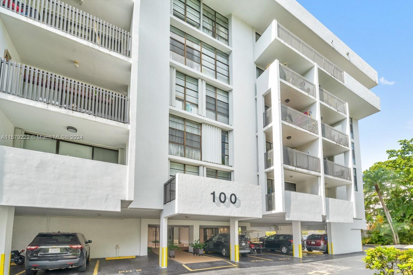 100 Ocean Lane Dr Unit: PH2