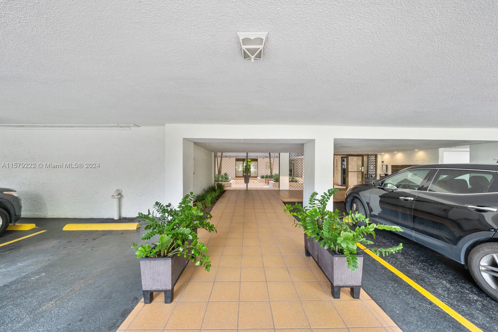 100 Ocean Lane Dr Unit: PH2