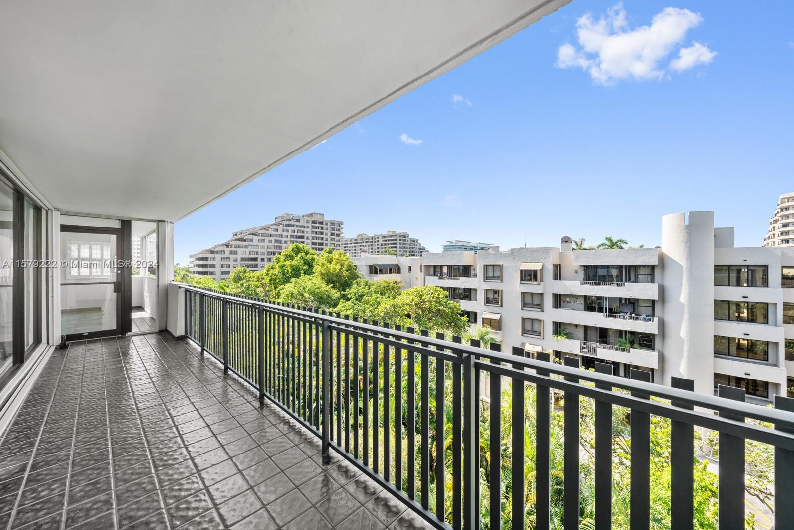 100 Ocean Lane Dr Unit: PH2