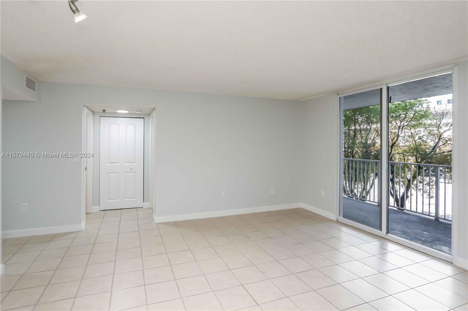 850 N Miami Ave Unit: W-305