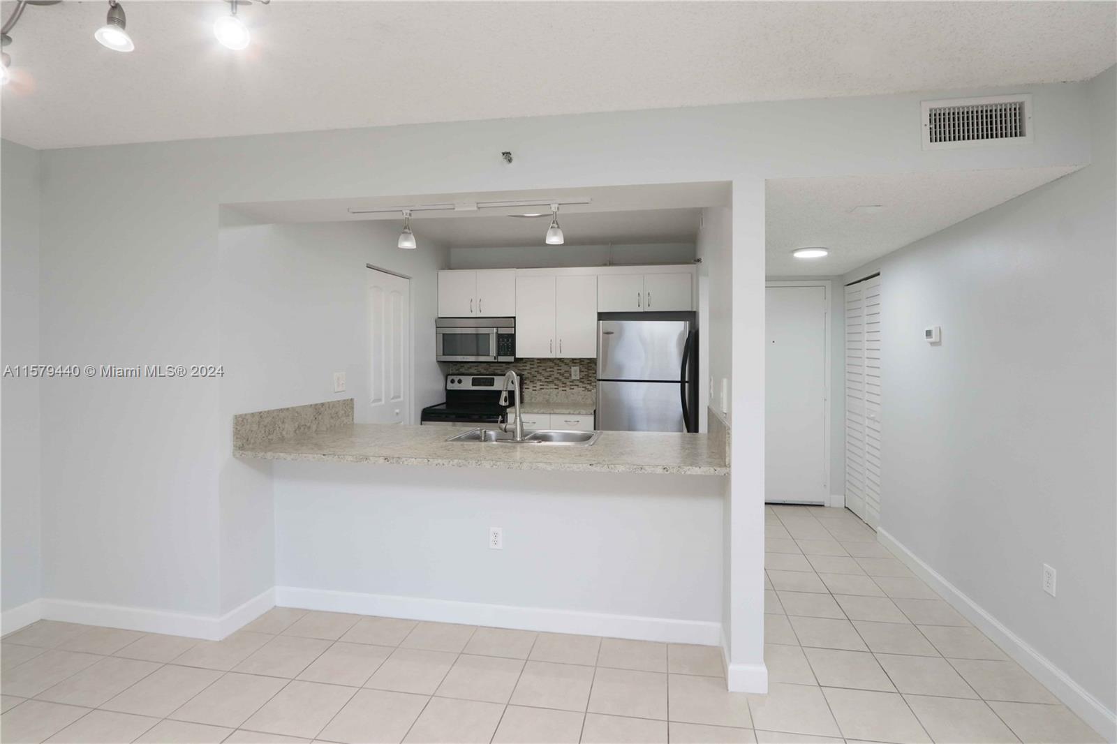 850 N Miami Ave Unit: W-305