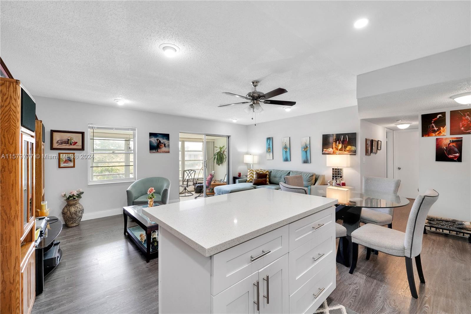 4990 E Sabal Palm Blvd # 306