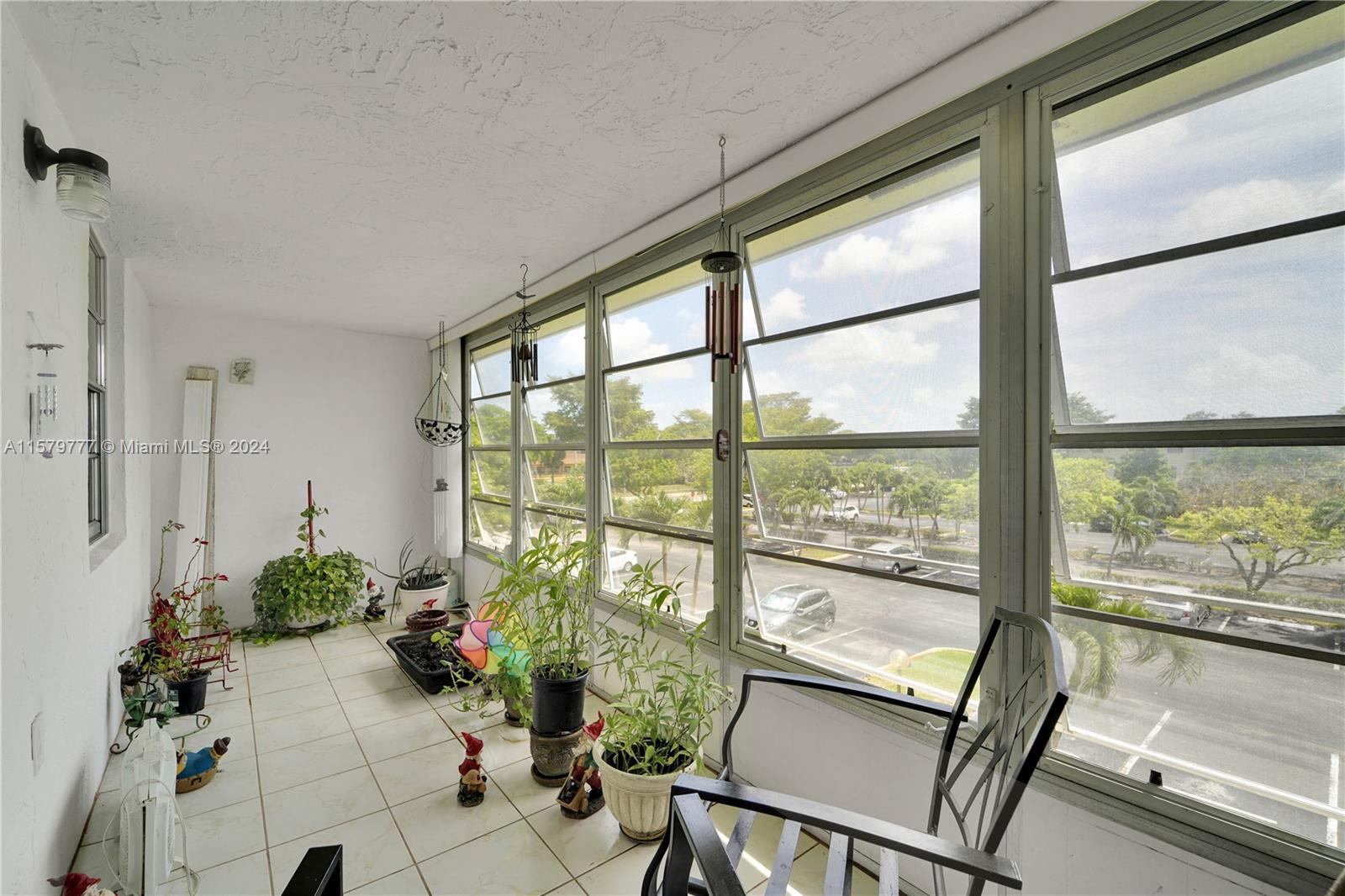 4990 E Sabal Palm Blvd # 306