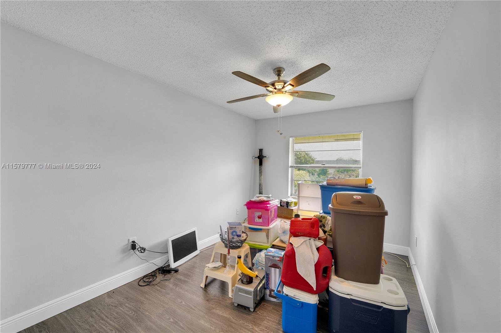 4990 E Sabal Palm Blvd # 306