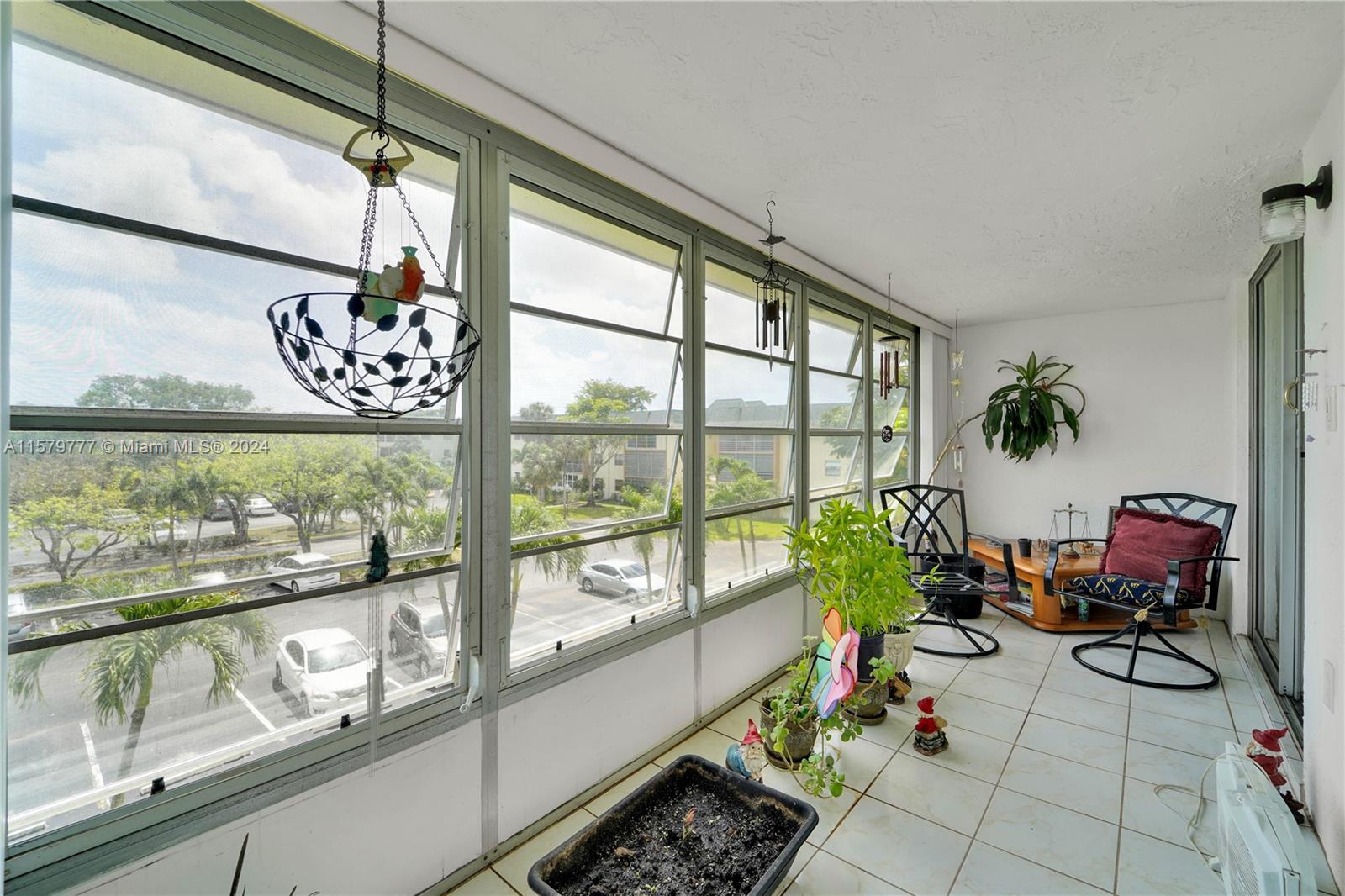 4990 E Sabal Palm Blvd # 306