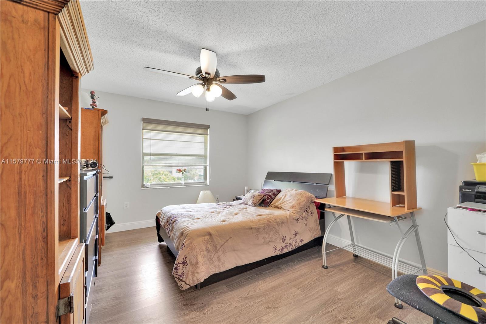 4990 E Sabal Palm Blvd # 306