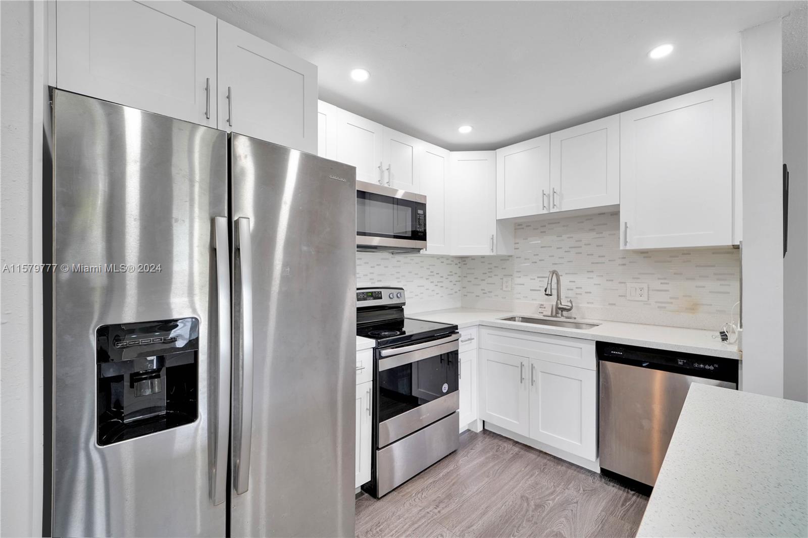 4990 E Sabal Palm Blvd # 306