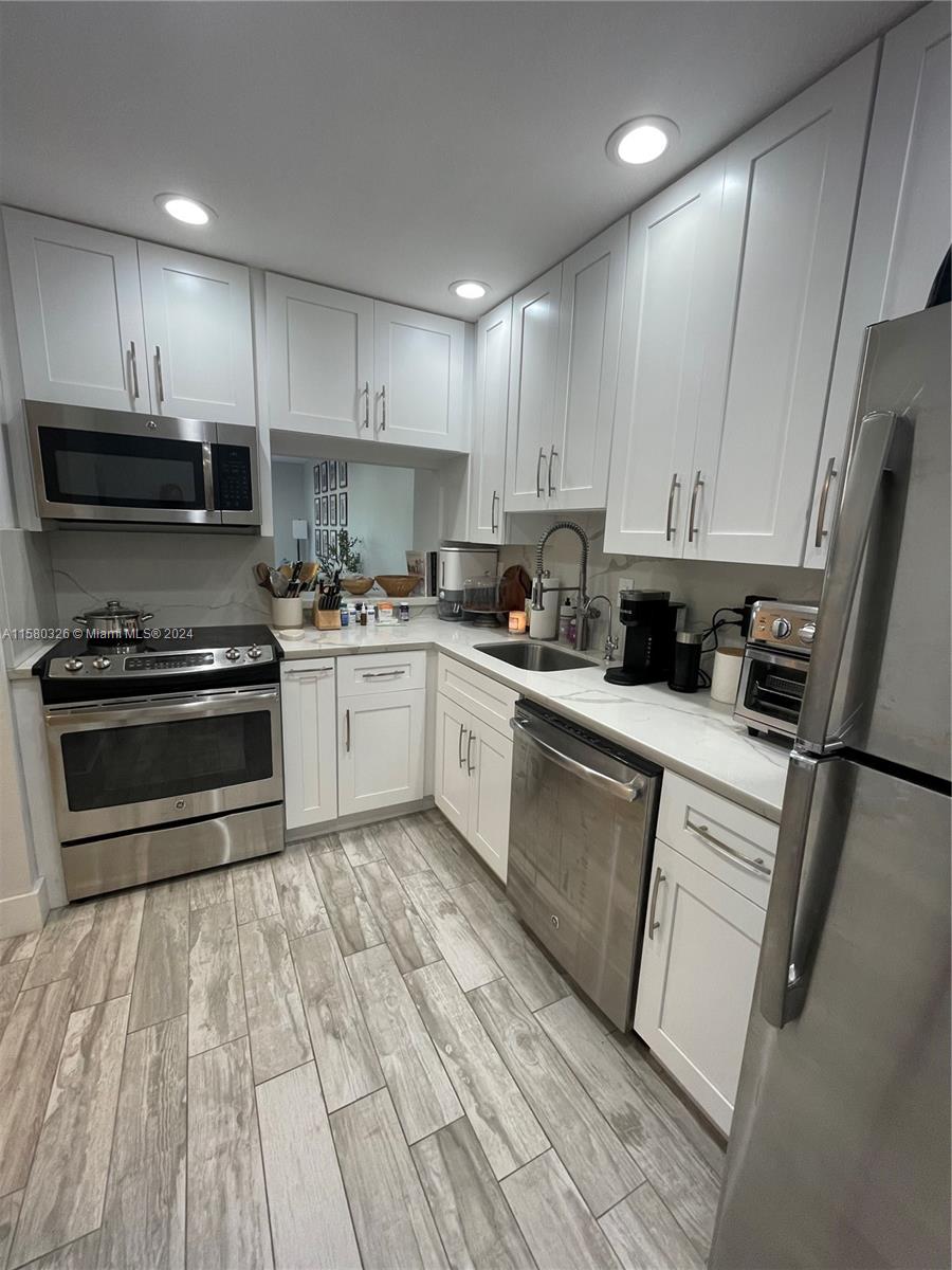 7900 S Camino Cir # 201