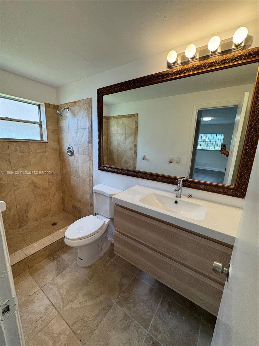 13980 NE 2nd Ct # 1 Unit: 3-2-1