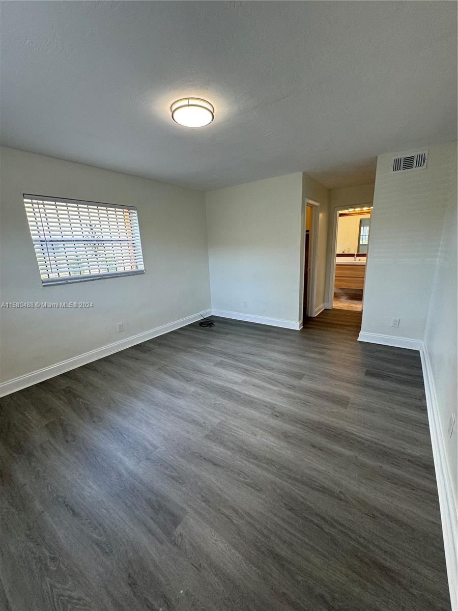 13980 NE 2nd Ct # 1 Unit: 3-2-1