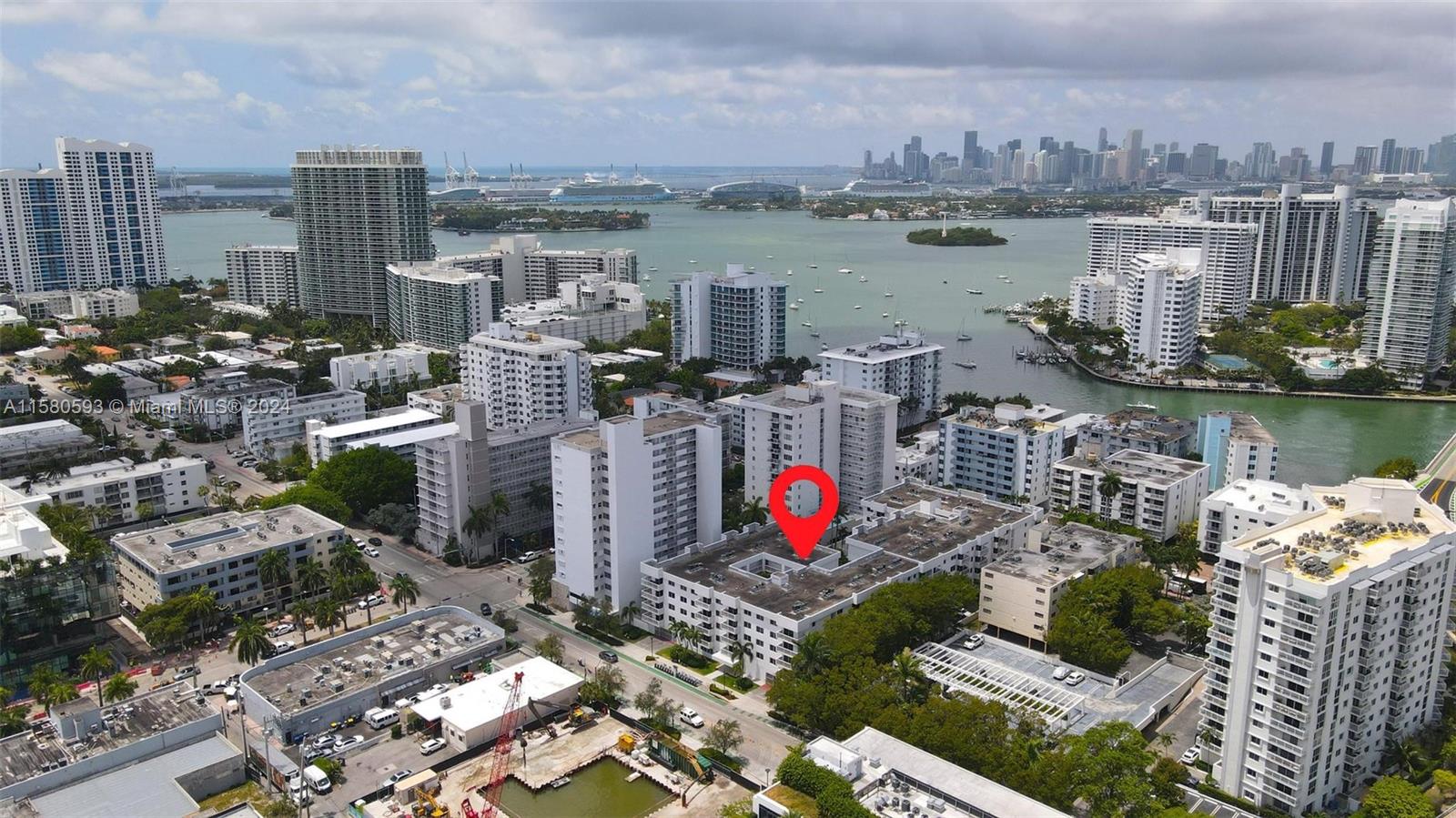 1666 West Avenue # 305
