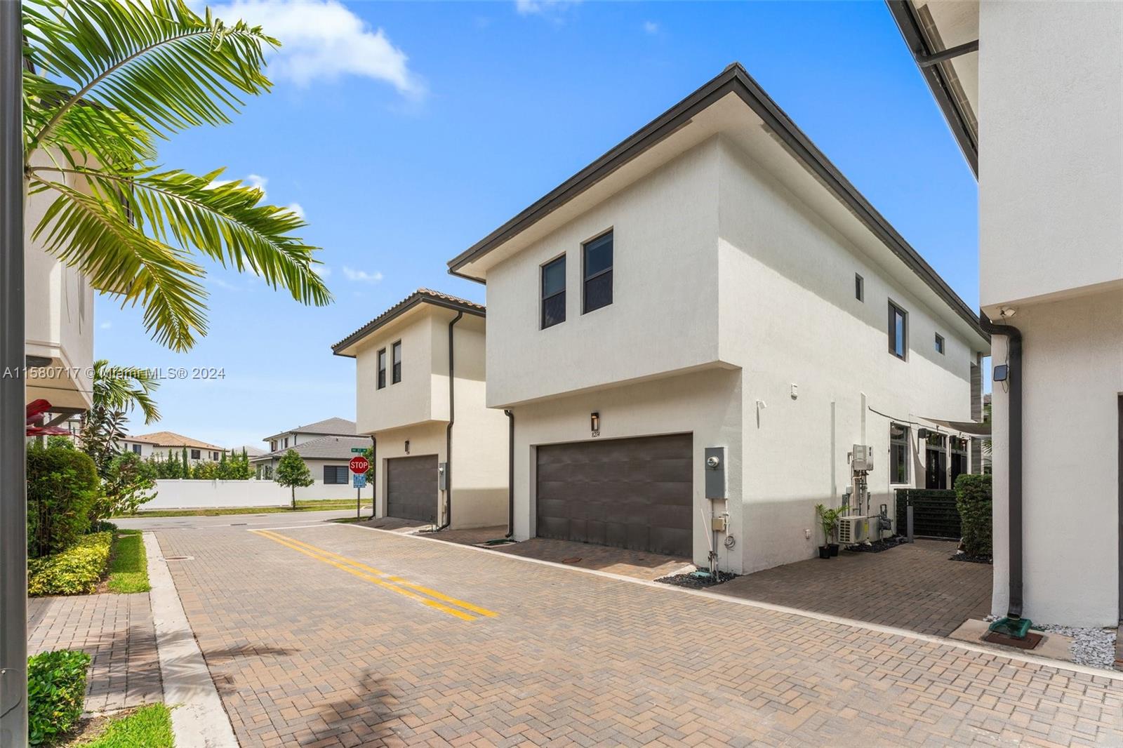 8214 NW 46th St