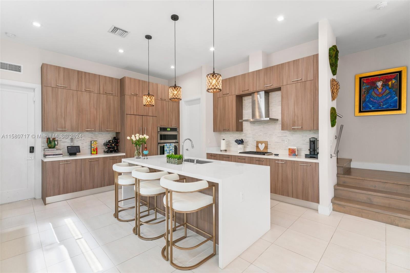 8214 NW 46th St