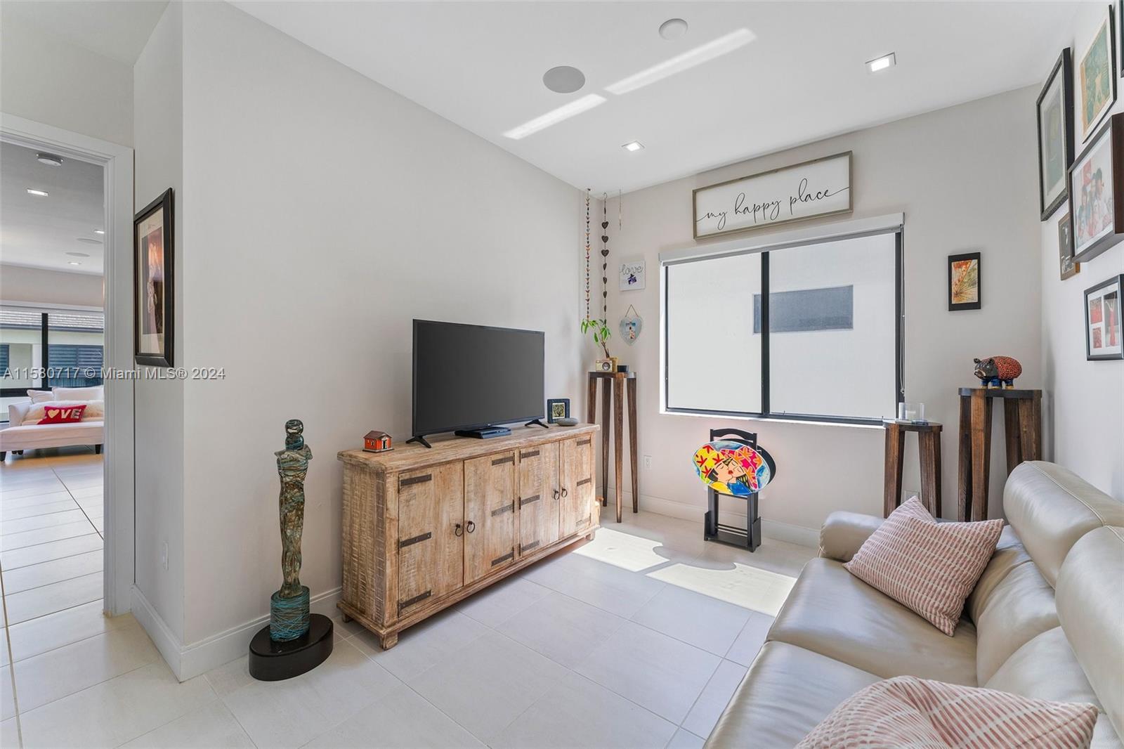 8214 NW 46th St