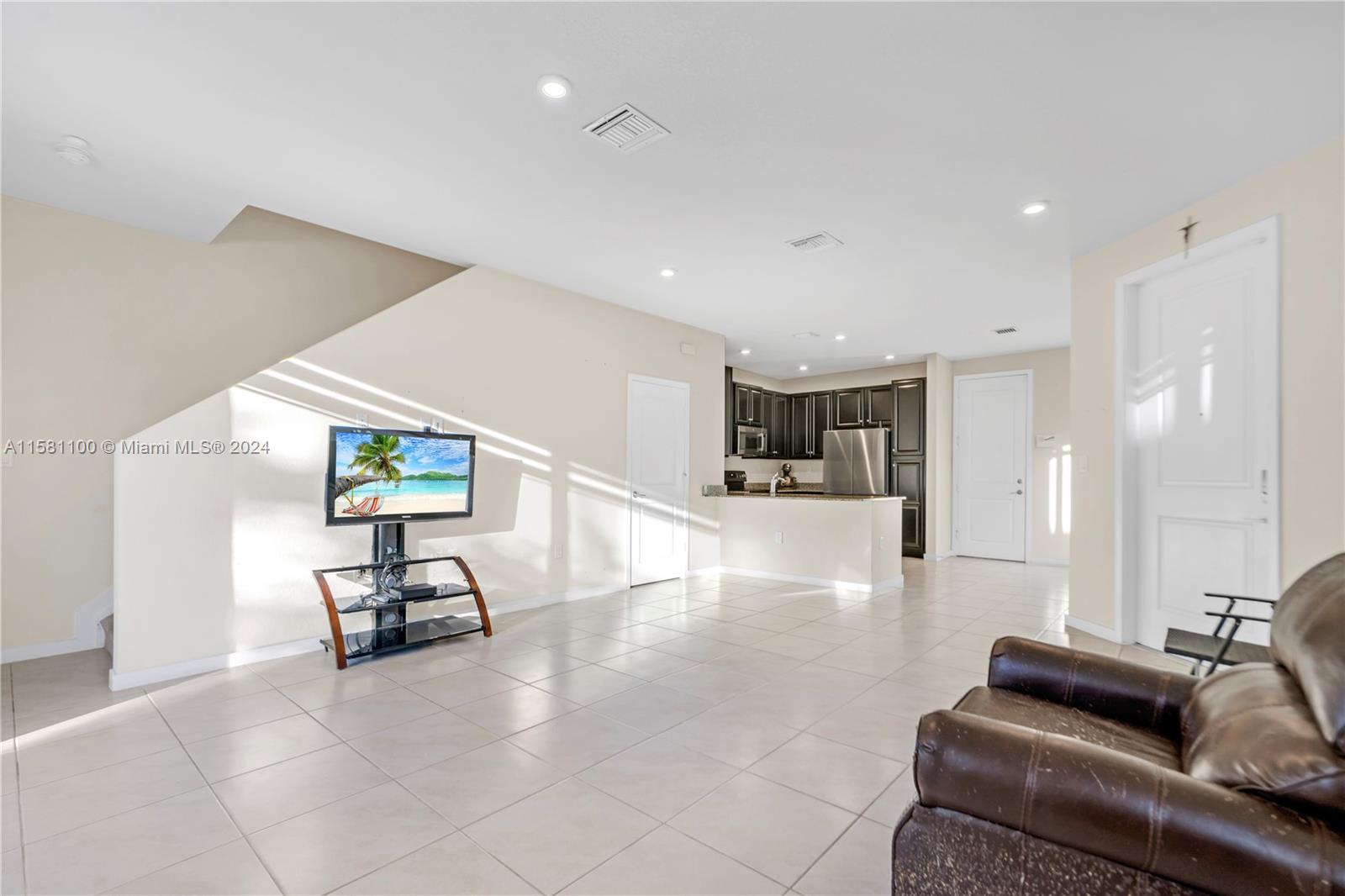 23274 SW 110th Ave