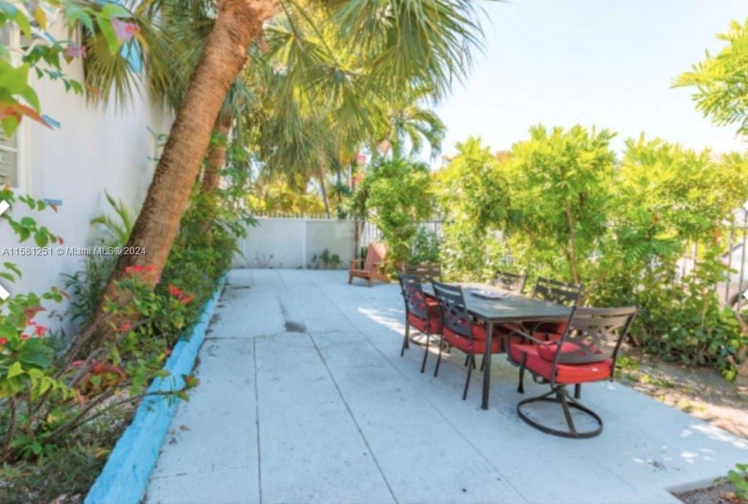 1619 Meridian Ave # 8