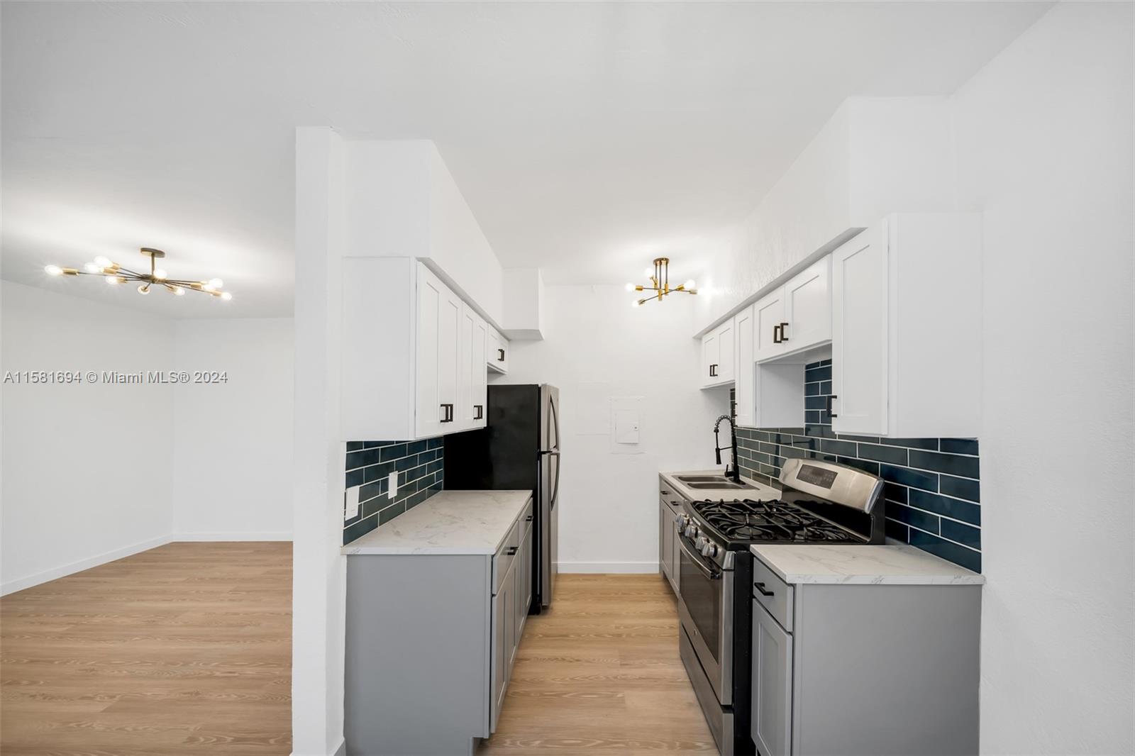 9270 E Bay Harbor Dr # 11A