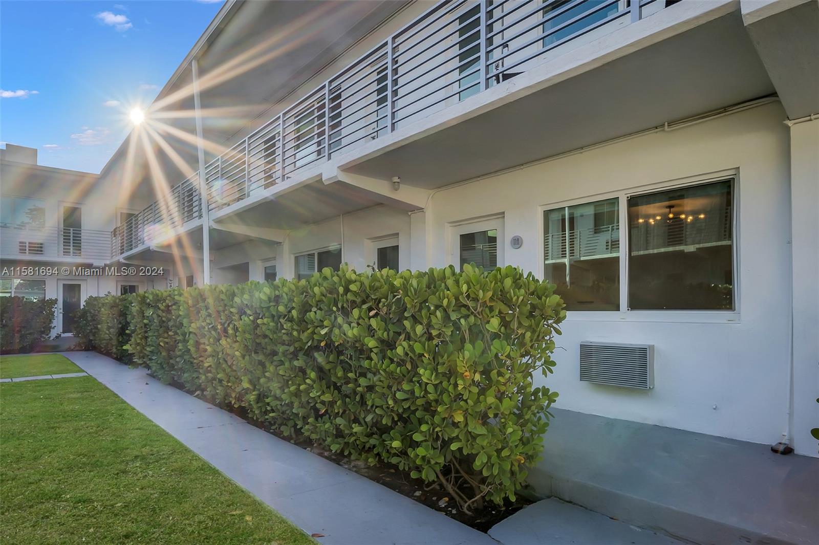 9270 E Bay Harbor Dr # 11A