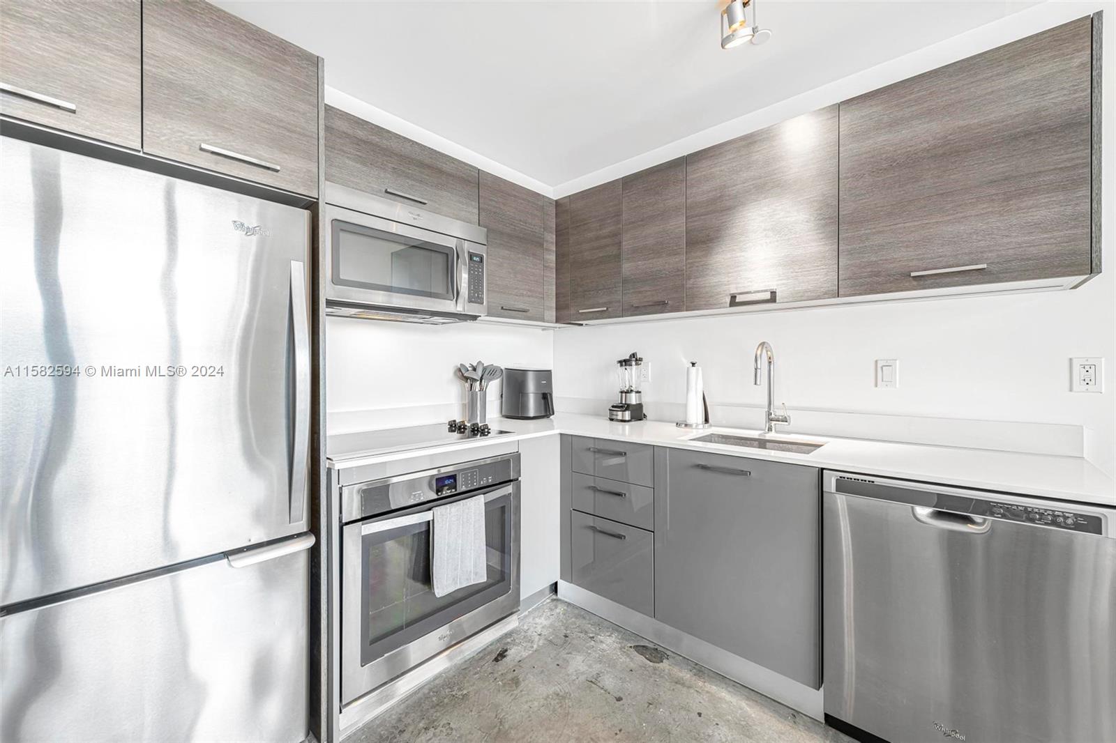 151 SE 1st St # 2409