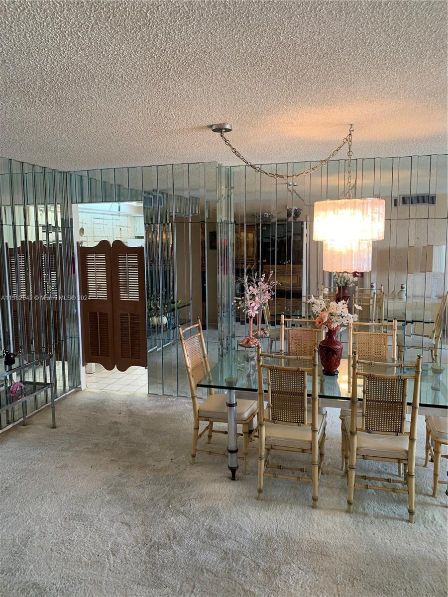 6039 Collins Ave # 1230