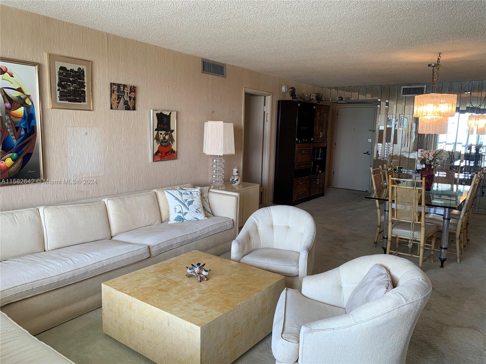 6039 Collins Ave # 1230