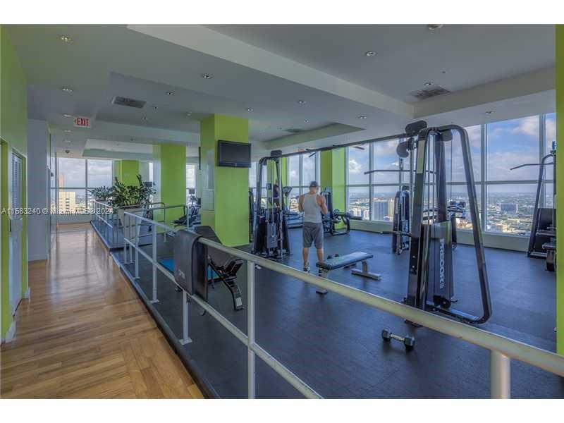 133 NE 2nd Ave # 1519