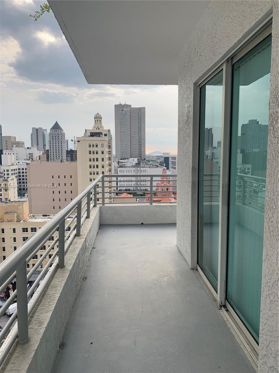 133 NE 2nd Ave # 1519