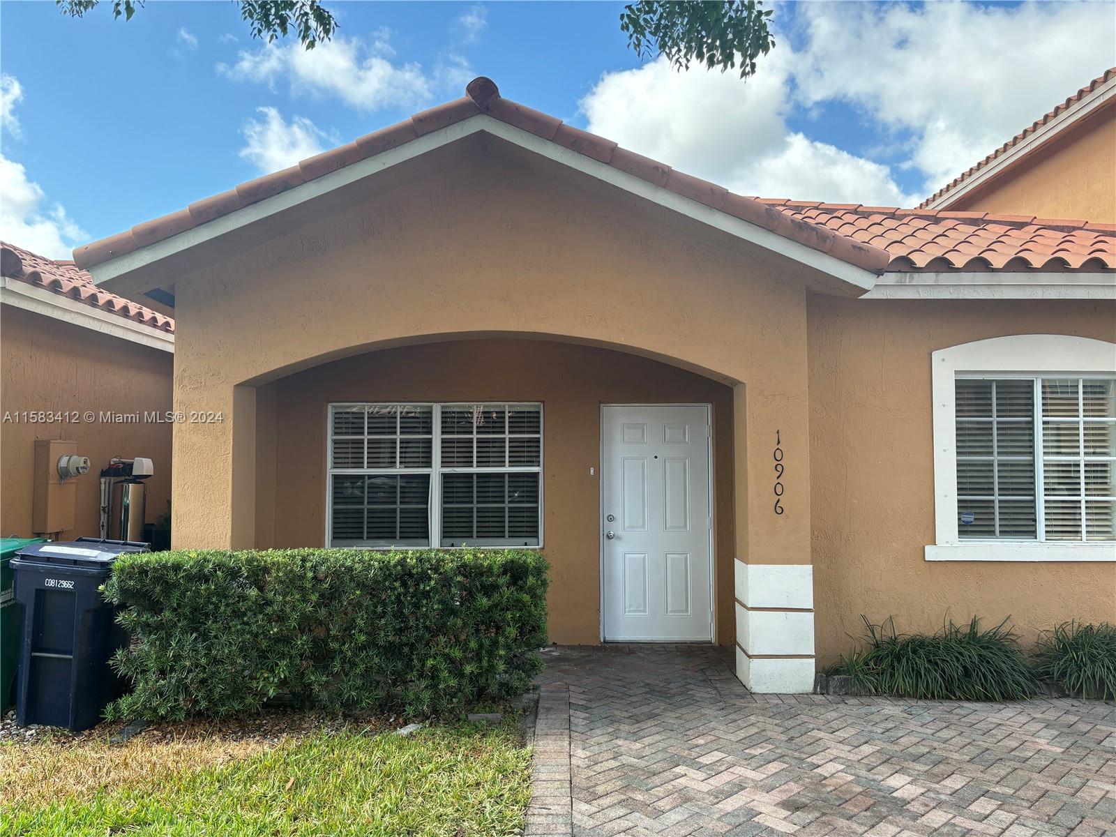 10906 SW 181st Ter