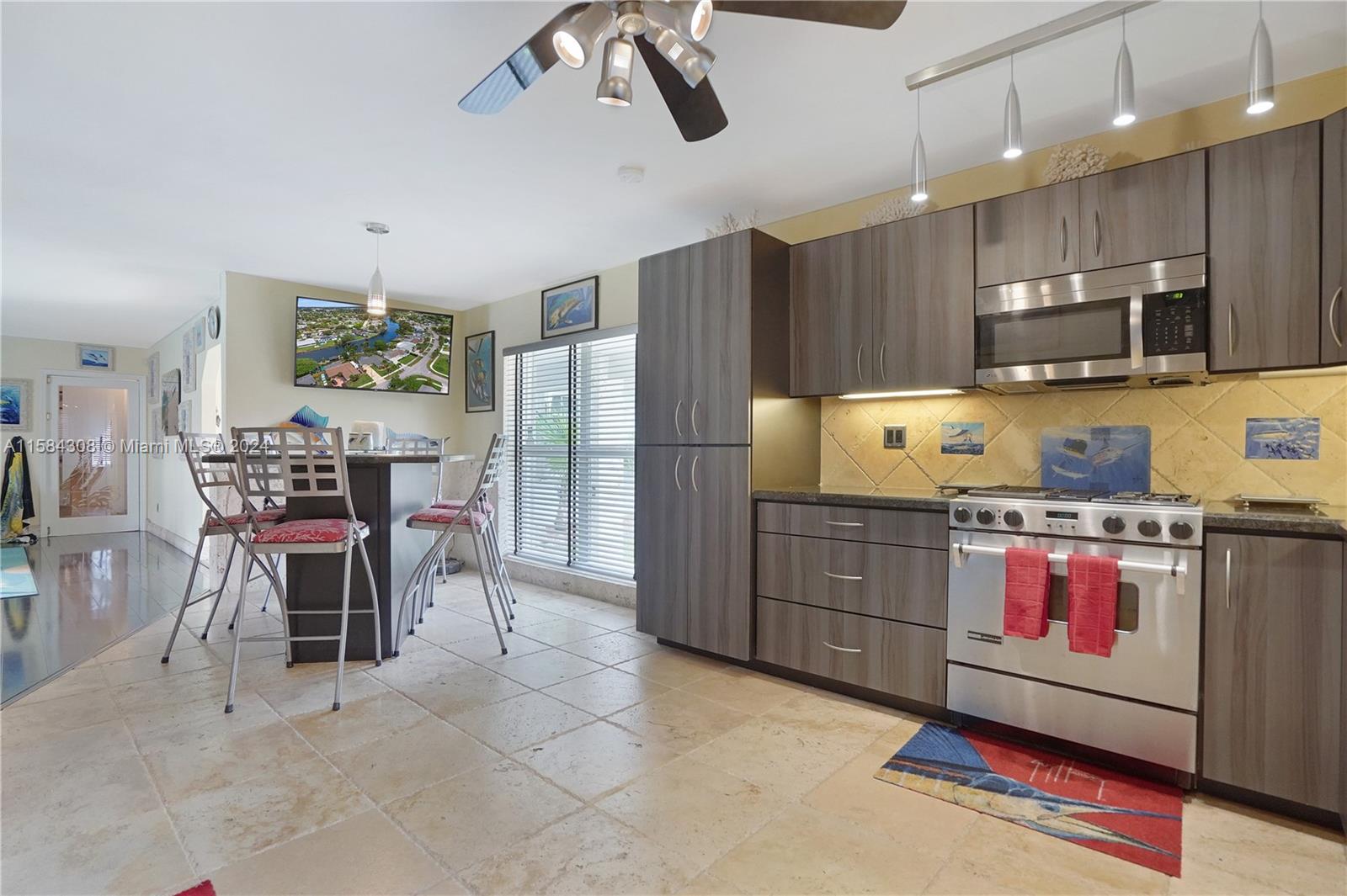 20320 Bel Aire Dr