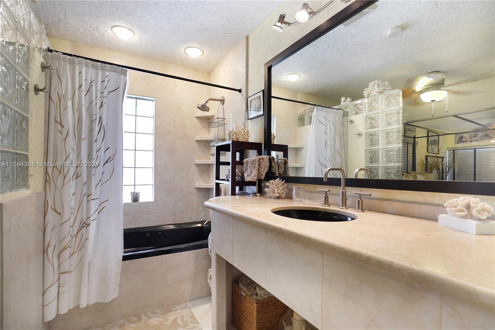 20320 Bel Aire Dr