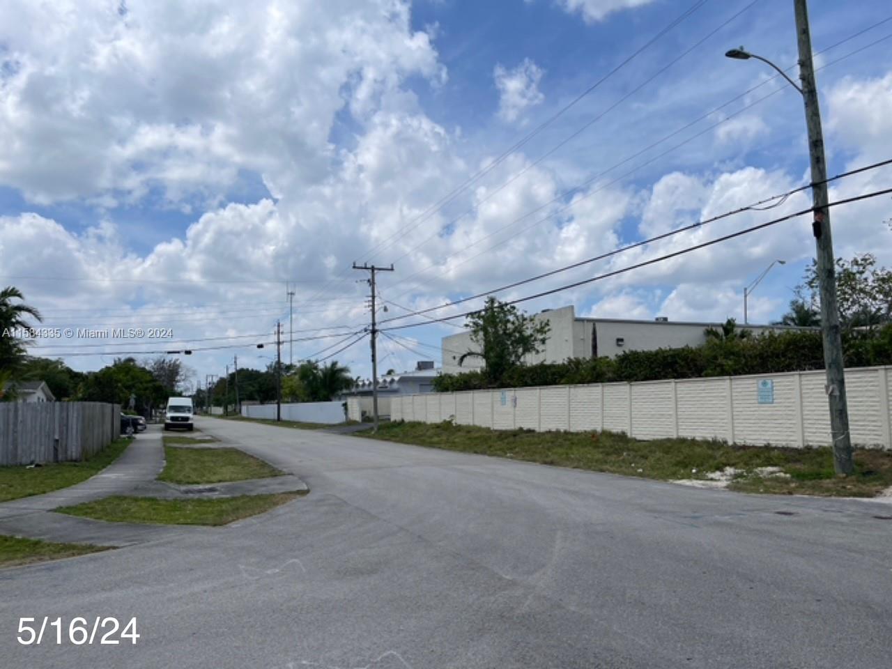 3001 SW 35th Ave