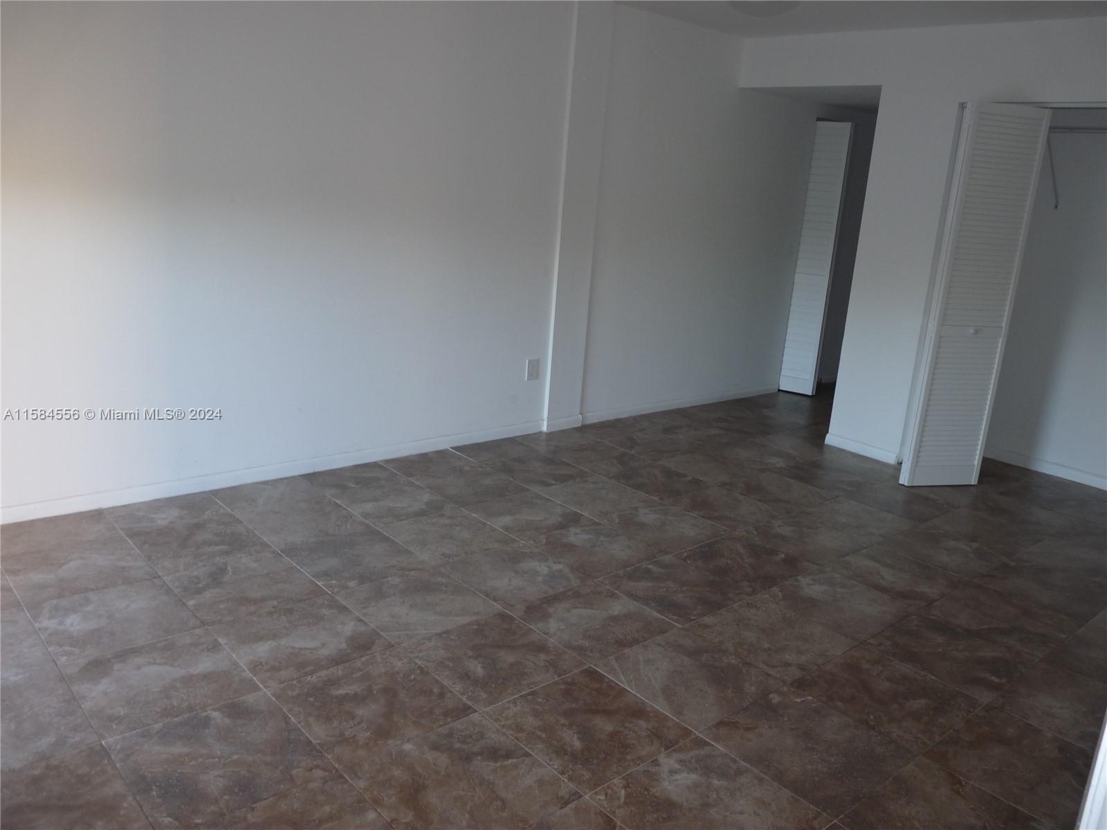 14601 N Kendall Dr # 402K