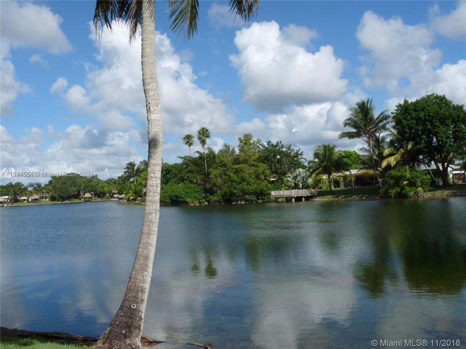 14601 N Kendall Dr # 402K