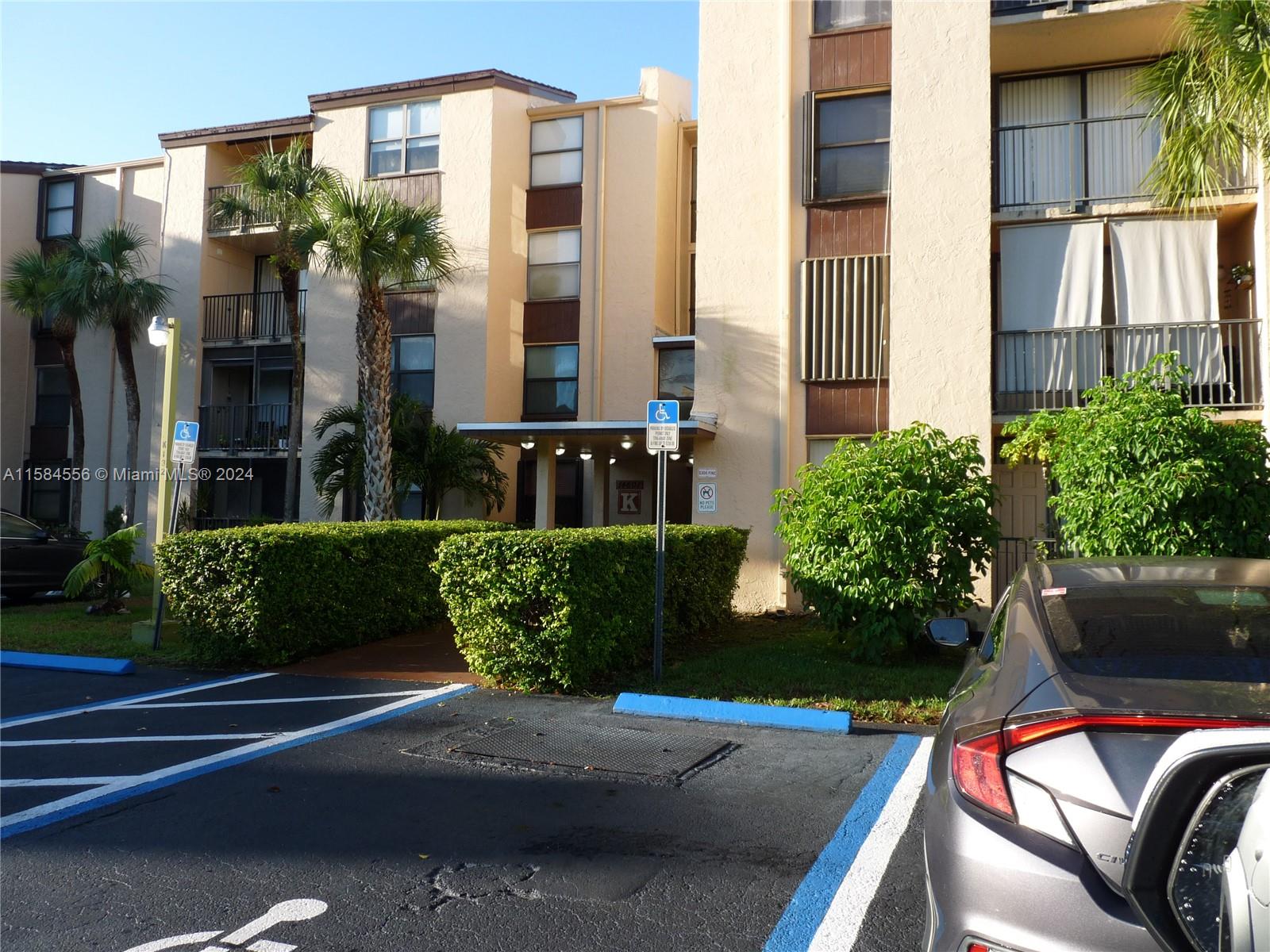 14601 N Kendall Dr # 402K