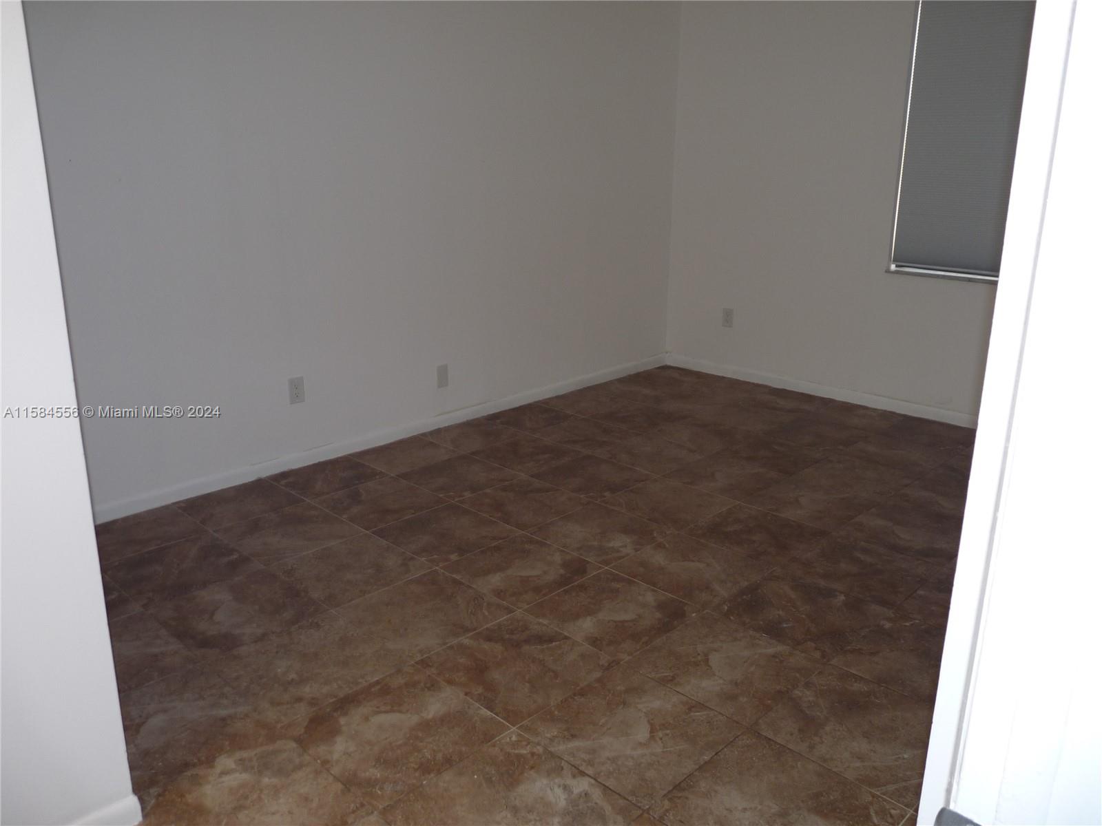 14601 N Kendall Dr # 402K