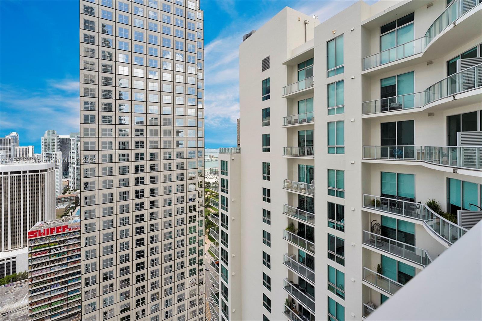 300 S Biscayne Blvd # 3803 Unit: PH-3803