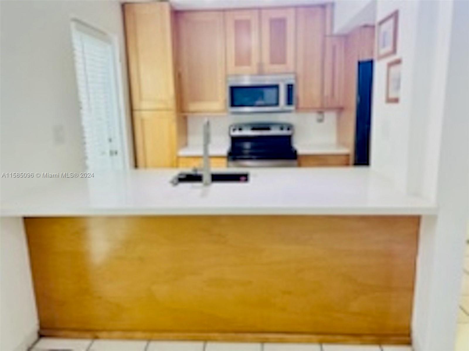10808 N Kendall Dr # Q2