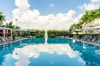 121 NE 34th St # 1810