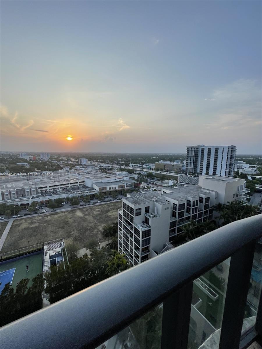 121 NE 34th St # 1810