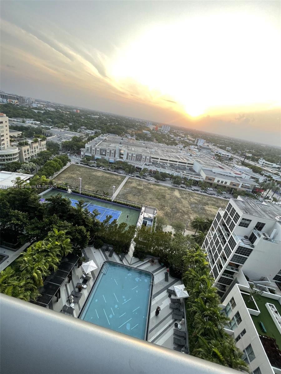 121 NE 34th St # 1810