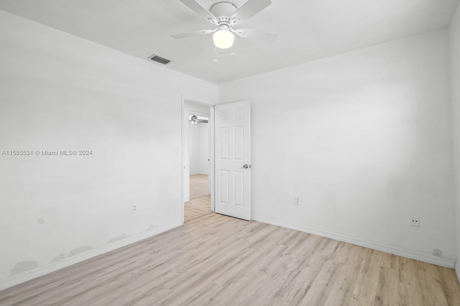 51 NE 210th St