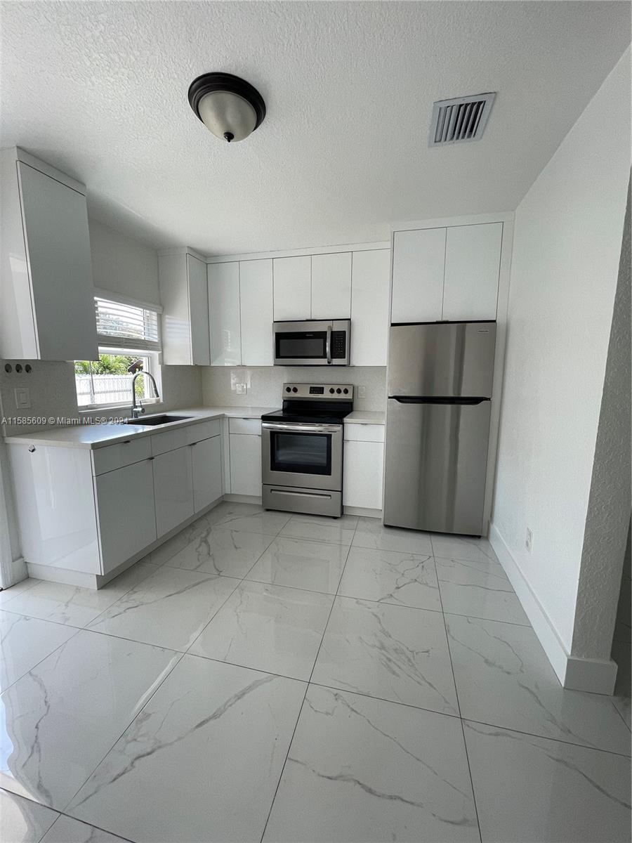 5155 NW 12th Ave # 0