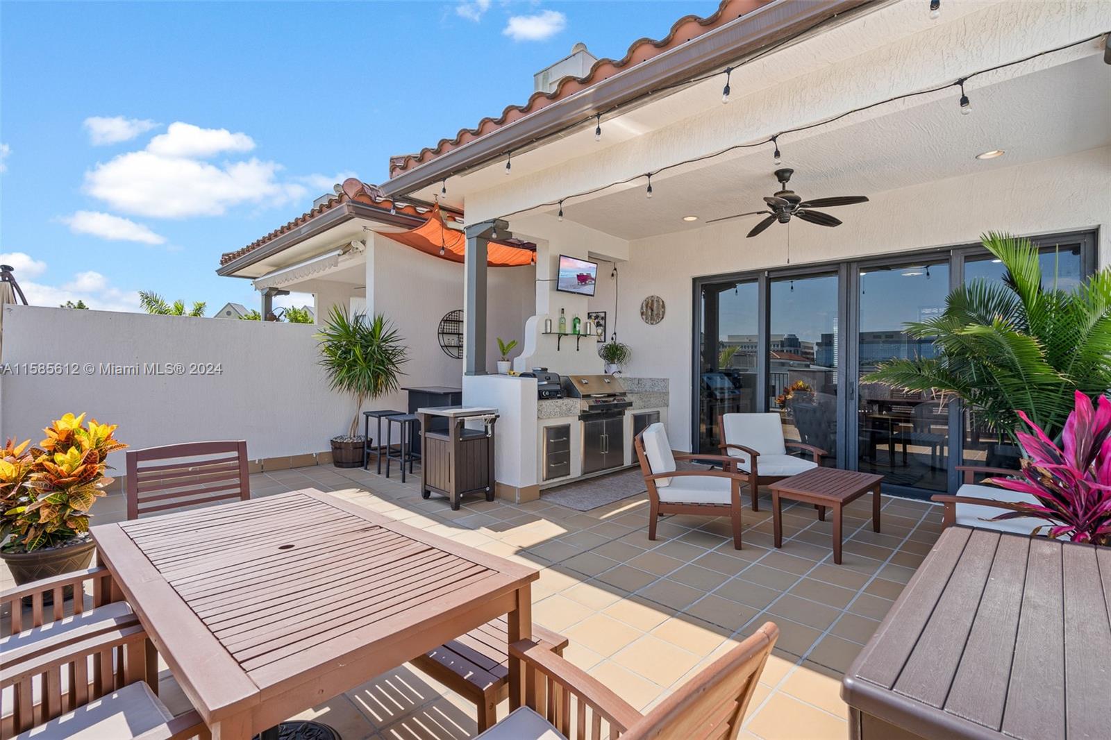 8358 NW 52nd Ter Unit: -