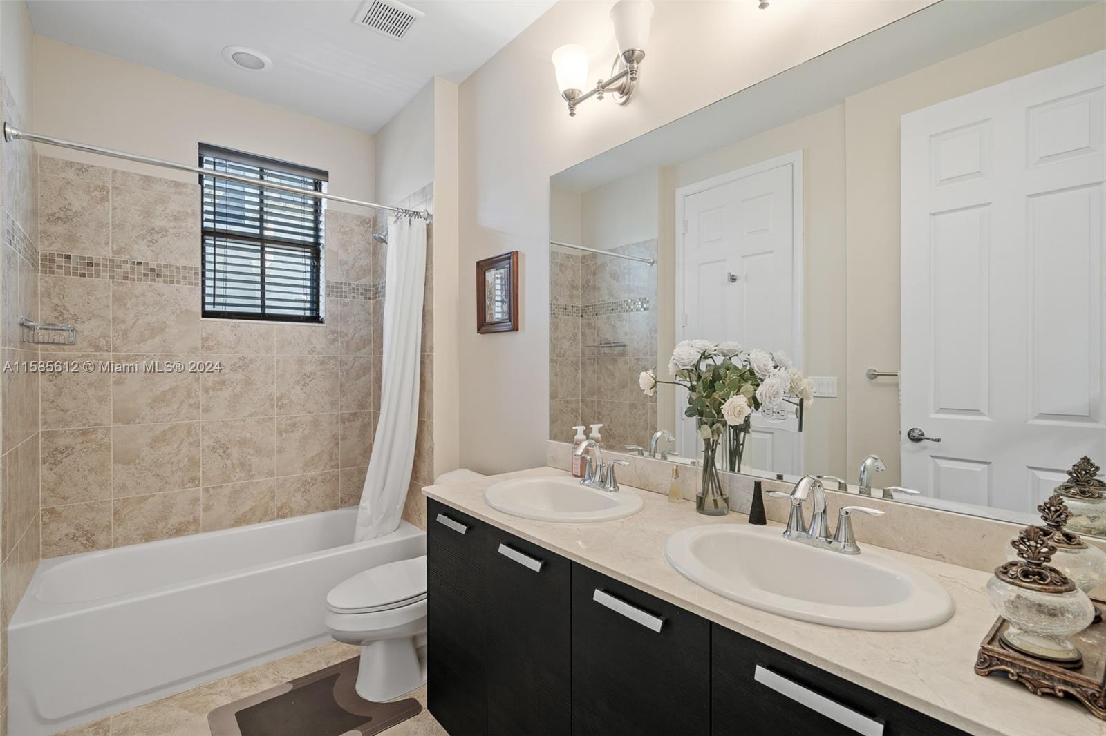 8358 NW 52nd Ter Unit: -